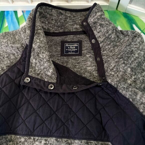 Abercrombie & Fitch fleece quilted pullover snap sweatshirt - Picture 3 of 10